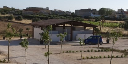 Motorhome parking space - Frischwasserversorgung - Sicily - Il Giardino dell` Emiro